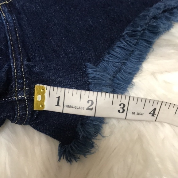 𝅺Lee High Rise Frayed Hem Jean Shorts 28 - Picture 8 of 12